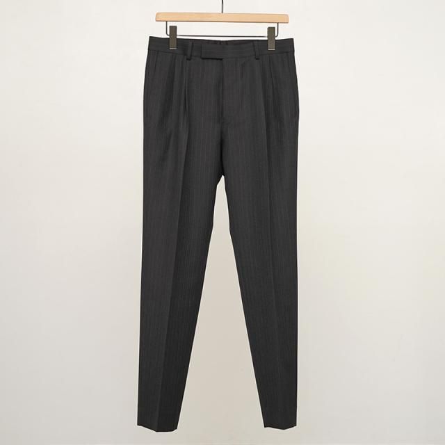8/30()19:00䳫ϡۡ2025 A/WۡAURALEE ꡼BLUEFACED WOOL TWO-TUCK SLACKS CHARCOAL NAVY STRIPE