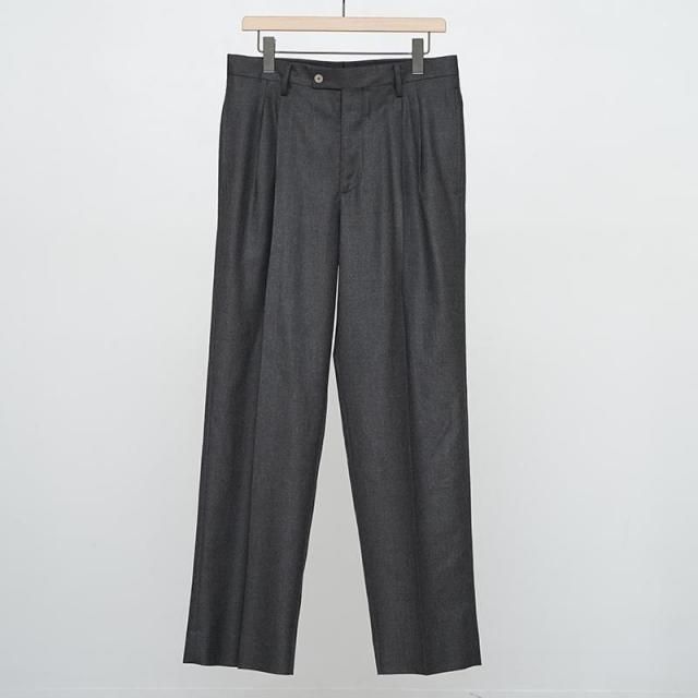 9/13()19:00䳫ϡۡ2025 A/WۡAURALEE ꡼SUPER LIGHT WOOL TWO-TUCK SLACKS TOP CHARCOAL