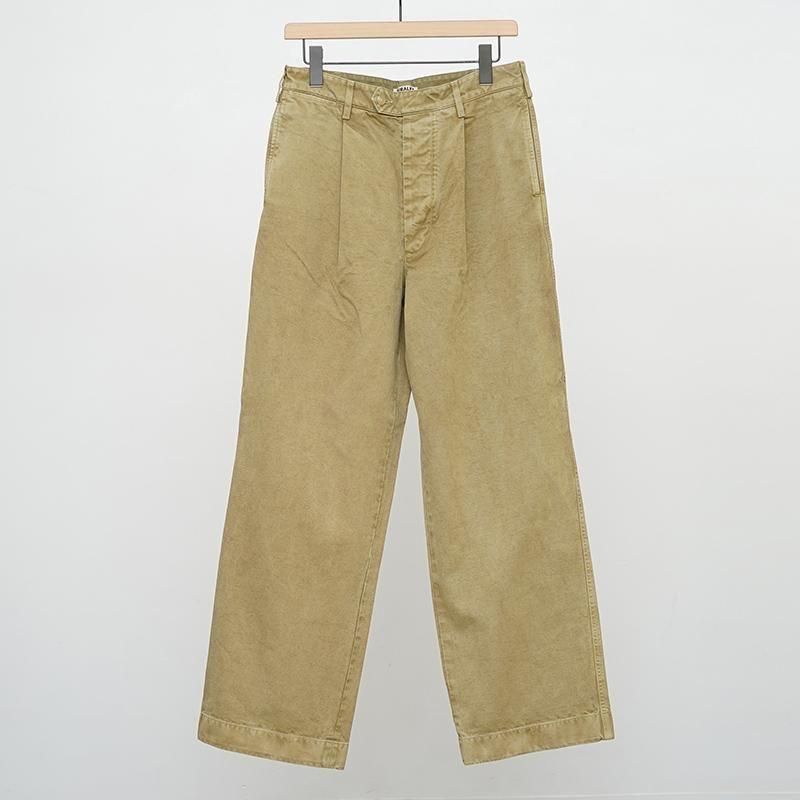 AURALEE ベージュ スイングトップ オーラリー AURALEE ベージュ スイングトップ オーラリー