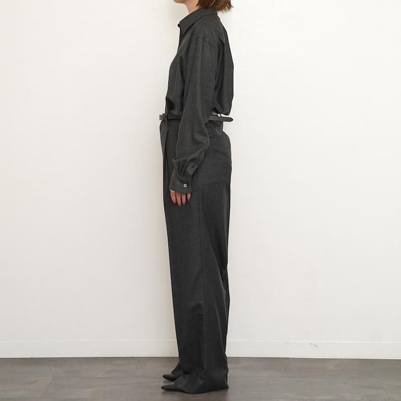 AURALEE 定番　TWO-TUCKS SLACKS オーラリー AURALEE / オーラリー | BLUEFACED WOOL TWO-TUCK SLACKS