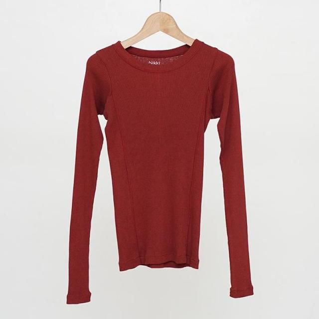 10/18()19:00䳫ϡۡ2025 A/WۡNikki ESSENTIAL PIECESOrganic cotton rib long tee red