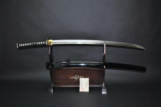 薙刀直しの豪刀 南紀国光 73 5 鞘を払って1440g 拵え付 鑑賞 居合 試斬に 日本刀 刀剣や居合道着の通販なら池田美術 居合刀を中心に幅広く販売 薙刀直しの豪刀 南紀国光 73 5 鞘を払って1440g 拵え付 鑑賞 居合 試斬に 日本刀 刀剣や居合道着の通販なら池田美術 居合刀を中心に幅広く販売
