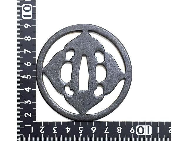 骨董 刀剣 鍔 猪目透 鍔 四方猪目透唐草散図 銘：山城匡埋忠作 - 濃州堂