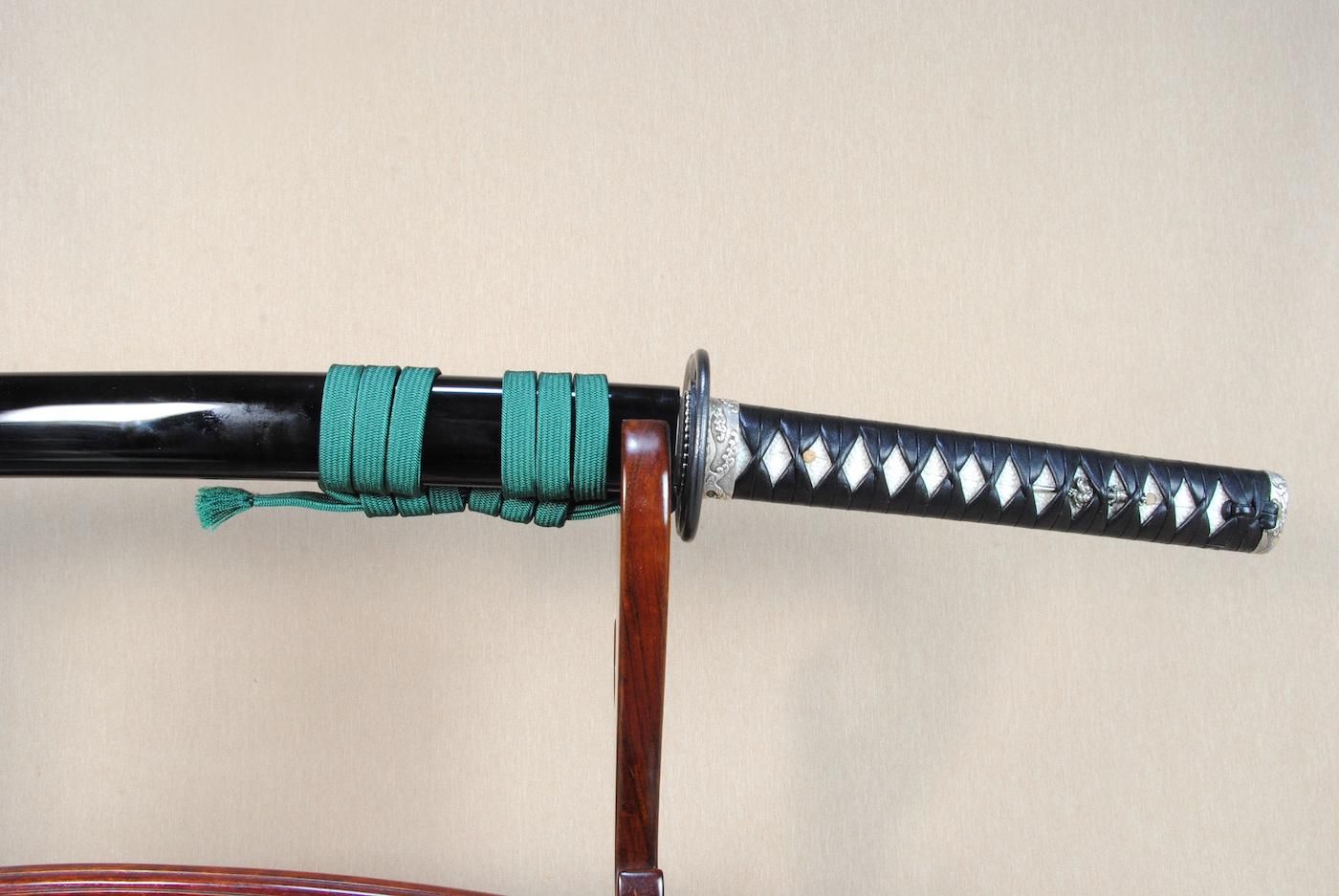無鑑査刀匠】「尾川兼圀」74.3cm 、鑑賞に・居合・試斬刀として 無鑑査刀匠】「尾川兼圀」74.3cm 、鑑賞に・居合・試斬刀として