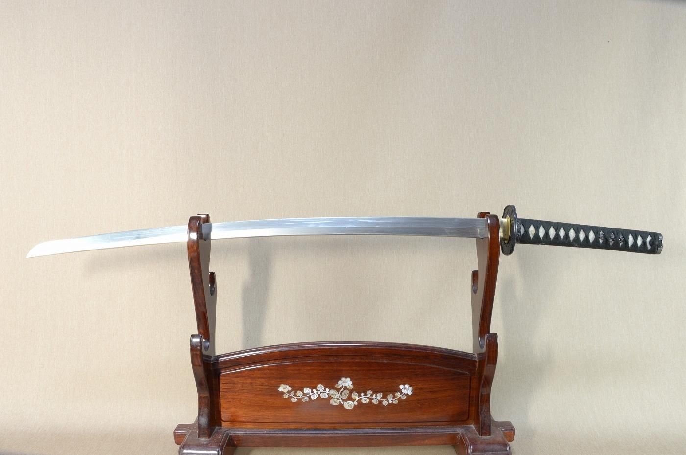 模造刀　中古 模造刀 龍虎刀身・鞘 大刀小刀セット 約105cm＆約70cm｜中古