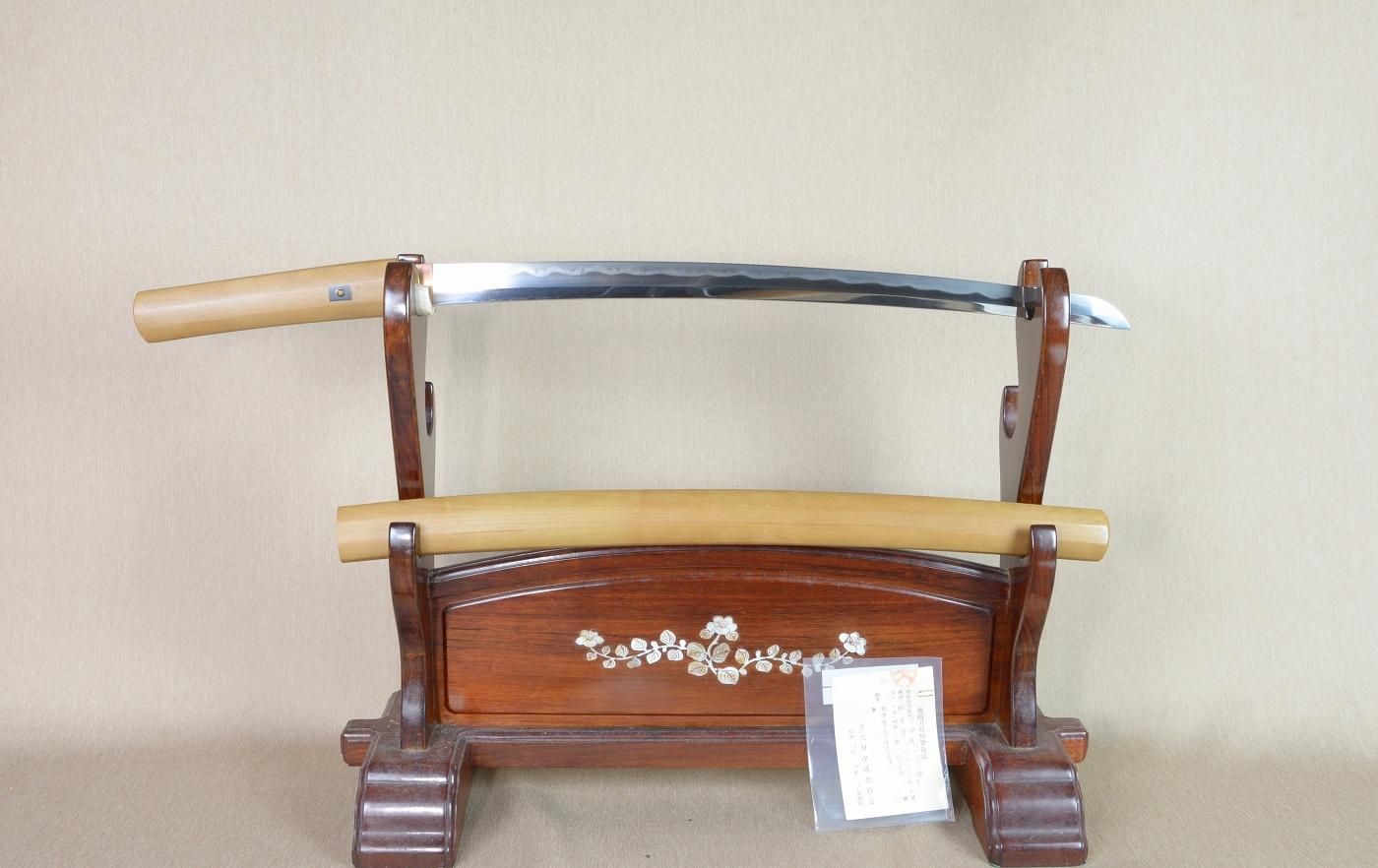 昭和26年大名登録の美しいお刀】「伊賀守藤原金道」 1尺5寸9分5