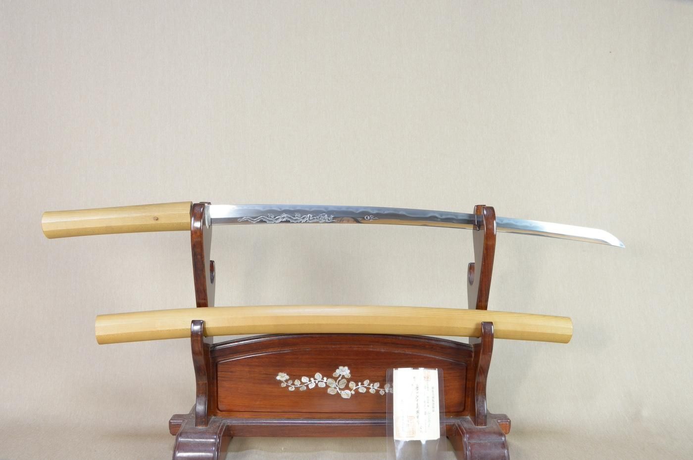 龍の彫刻が綺麗なお刀】「國重」 66.1cm 、鑑賞に・拵を付け居合・試斬