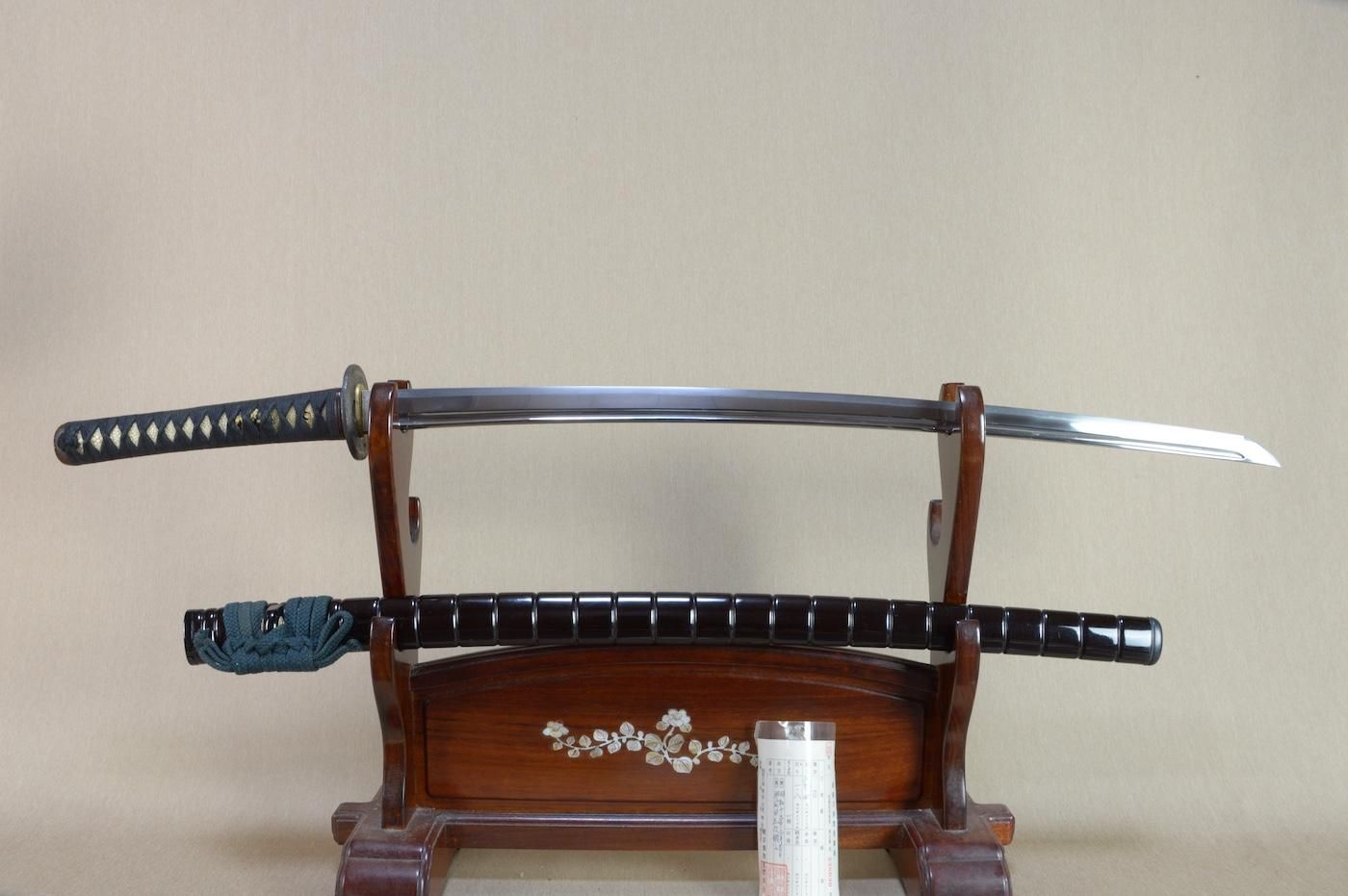 樋鳴り良く、居合形に最適】「肥前国正次」69.4cm 、鑑賞に