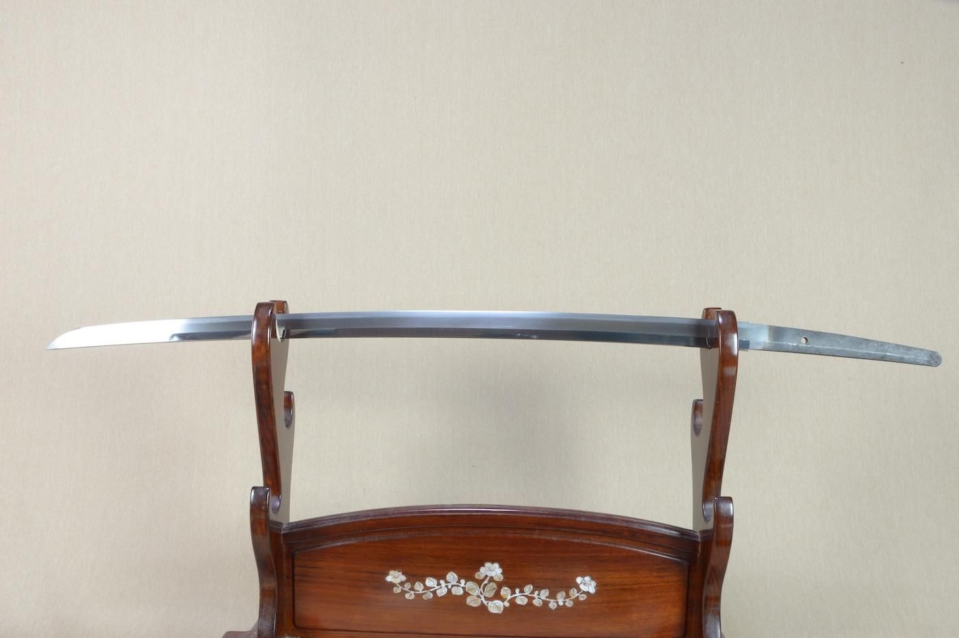 地肌美しく、上品な直刃の一振り】「藤原國包」69.1cm 、鑑賞に 地肌美しく、上品な直刃の一振り】「藤原國包」69.1cm 、鑑賞に