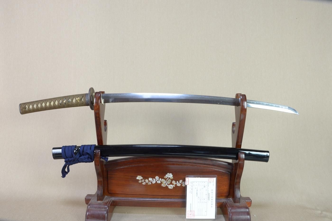 大小居合稽古刀、木製、鮫革(鉄鐔.二重薄刃)、2月末日までの最終値引き 大小居合稽古刀、木製、鮫革(鉄鐔.二重薄刃)、2月末日まで