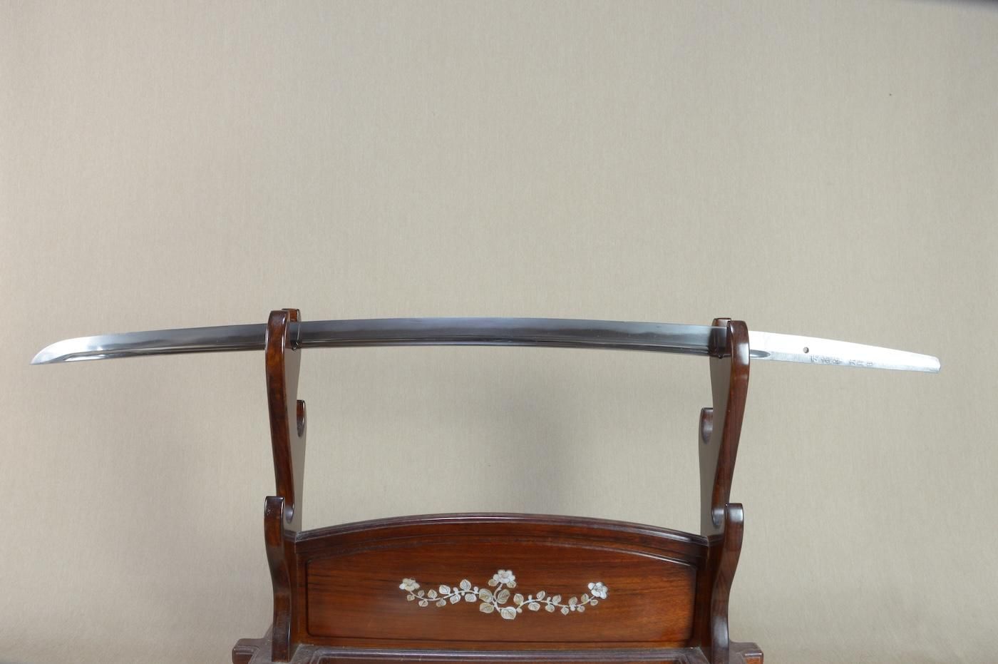 無鑑査刀匠の一振り、軽量、樋鳴り良し】「肥前国吉廣」70.6cm