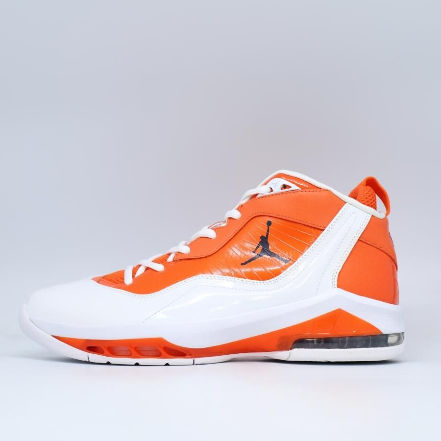 new melo jordans