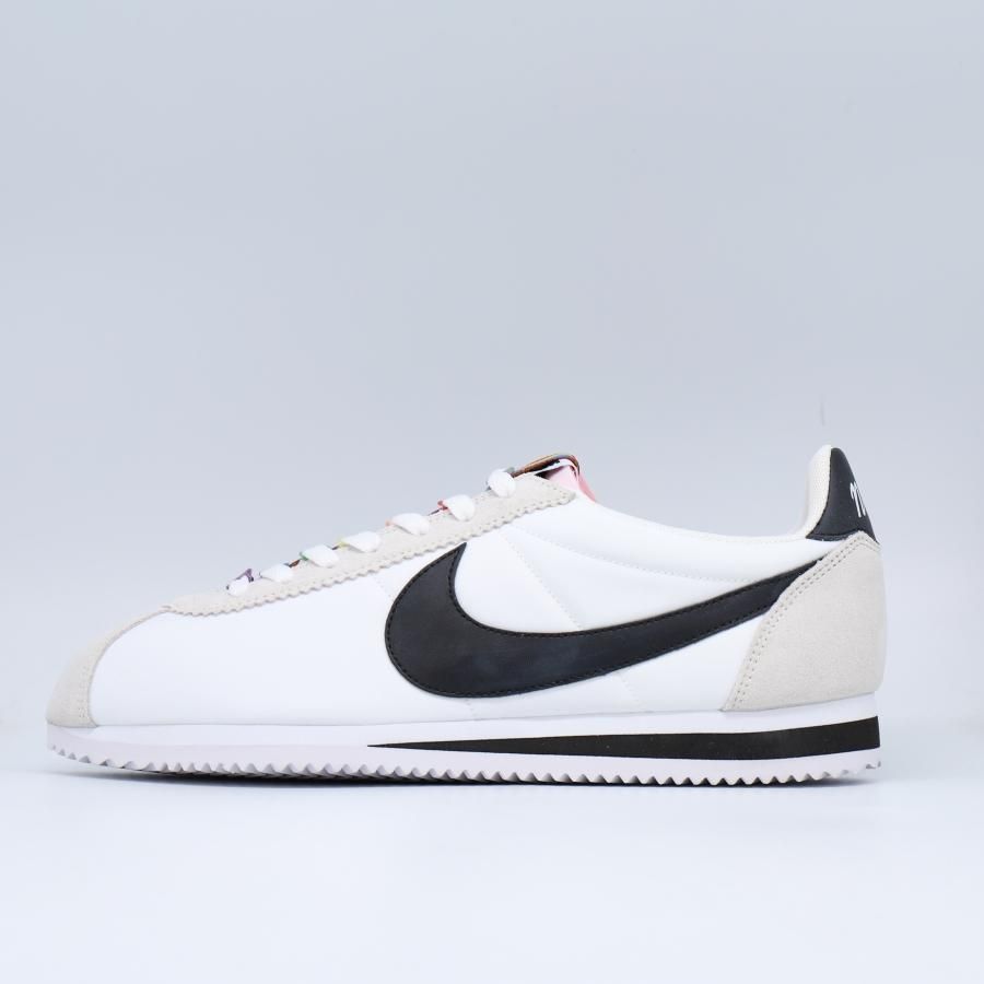 NIKE CLASSIC CORTEZ BT QS WHITE/BLACKナイキ クラシック コルテッツ ホワイト ブラック - PASSOVER  TOKYO