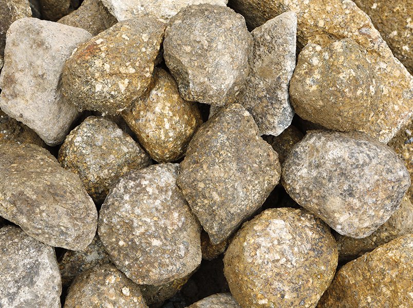 木曽石（100-200mm）