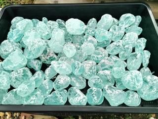 タンダラクリスタルグリーン天然ガラス