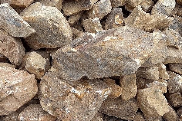 マーブルブラウンロック（400mm内外）｜庭ガーデニングの粋で