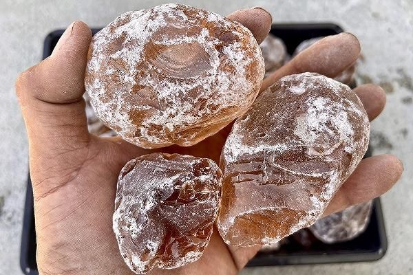 ガラスタンブル コハク 60-100mm＜価格,サイズ,色＞｜庭ガーデニングの