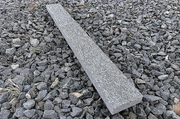 庭石　石　石材 楽天市場】庭石 ロックガーデン 割栗石 本州石 20kg 安山岩 鉄平