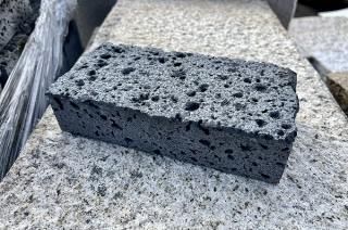 石臼 挽き臼 粉出口付き 【一点もの】｜岐阜・愛知で庭石販売と
