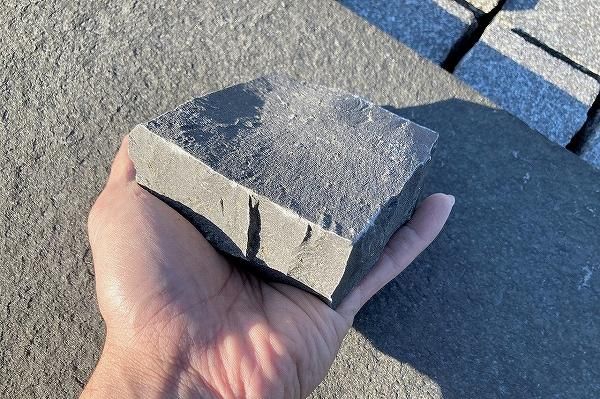 石ころ様 ピンコロブラック 半ピン 90*90*45mm＜価格,サイズ,色＞｜庭