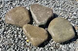 淡路ごろた石（40-60mm）＜価格,サイズ,色＞｜庭ガーデニングの粋で