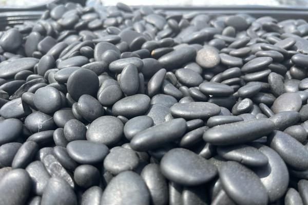 漆黒玉石 15-20mm＜価格,サイズ,色＞｜庭ガーデニングの粋で