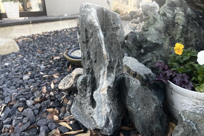 揖斐川石・酒絞石［5］ 【一点もの】 水石｜庭ガーデニングの粋で