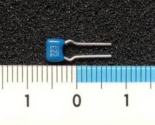 コンデンサ - 電子部品 鈴商 コンデンサ - 電子部品 鈴商