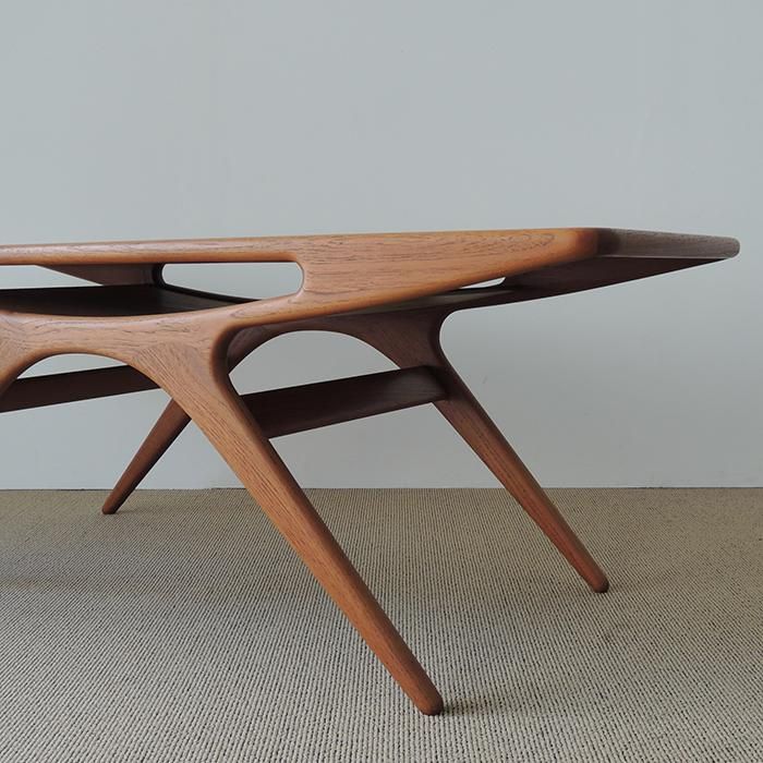 Johannes Andersen, UFO Table (1960s) - VINTAGE - DWARF Johannes Andersen, UFO Table (1960s) - VINTAGE - DWARF