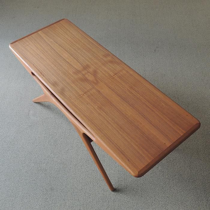 Johannes Andersen, UFO Table (1960s) - VINTAGE - DWARF Johannes Andersen, UFO Table (1960s) - VINTAGE - DWARF