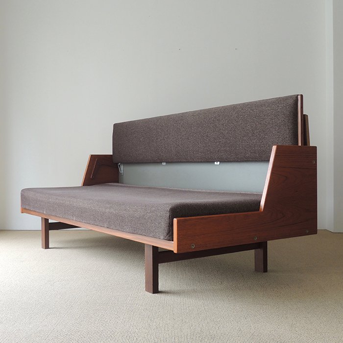 Hans J. Wegner, Daybed Sofa / Model. GE258 (1970s) - VINTAGE - DWARF