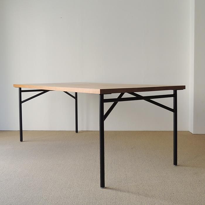 MEISTER | Dining Table - DWARF