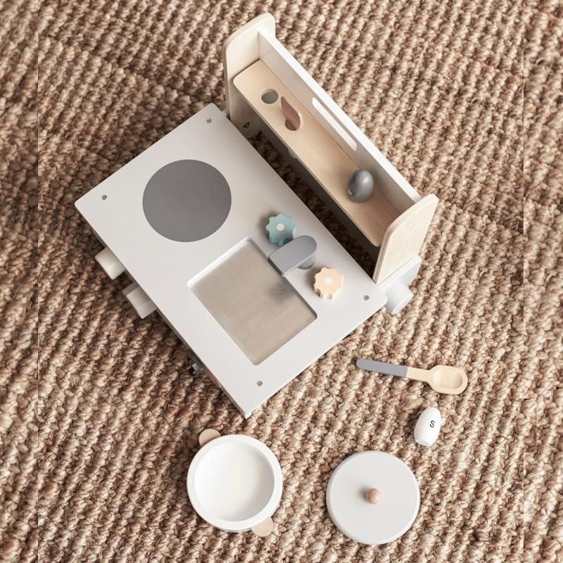 Kids Concept キッズコンセプト Mini Kitchen Portable ミニキッチンポータブル木のおもちゃ ままごと インポート子供服のセレクトショップ Lepuju ルプジュ