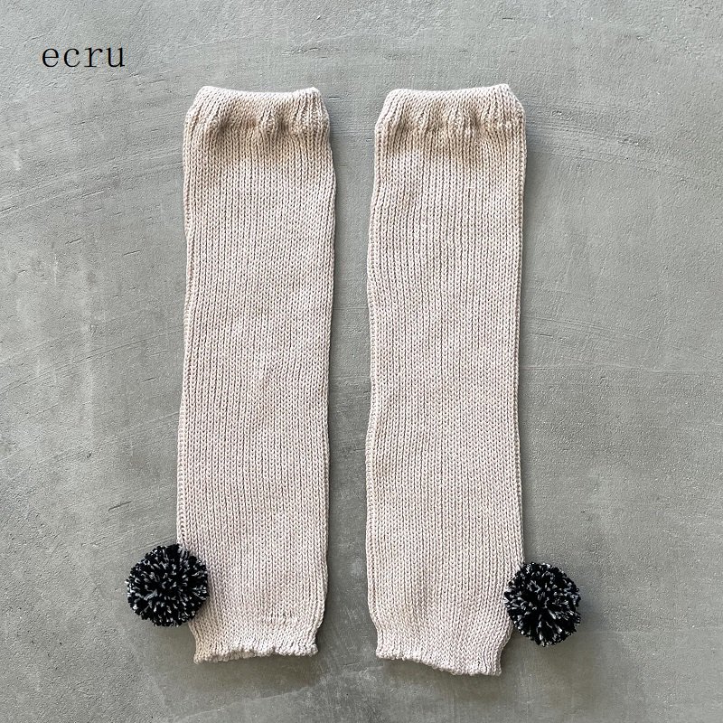 elfinFolk（エルフィンフォルク）2023AW<br>Ponpon leg warmer<br>ポンポンレッグウォーマー<br>ベビー、キッズ<img class='new_mark_img2' src='https://img.shop-pro.jp/img/new/icons5.gif' style='border:none;display:inline;margin:0px;padding:0px;width:auto;' />