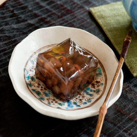 染付しのぎリーブス4寸皿 - 和食器通販 うつわ耶馬都｜食卓を