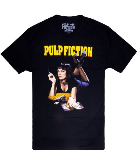Pulp Fiction/オフィシャルTシャツ/ミア ( MIA )カラー：ブラック<br>サイズ：S〜XL<br>定番のミアが寝そべって煙草のデザイン