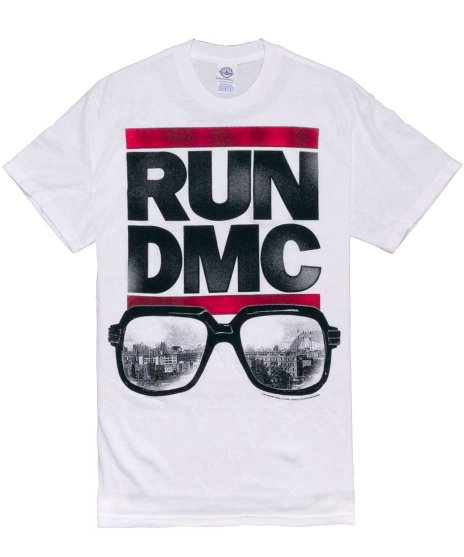 Run-D.M.C./オフィシャルバンドTシャツ/サングラス<ul><li>カラー： ホワイト</li><li>サイズ：M,L,XL</li><li>バンドロゴにサングラス</li></ul>