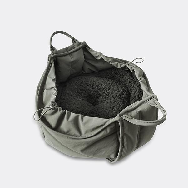 <img class='new_mark_img1' src='https://img.shop-pro.jp/img/new/icons1.gif' style='border:none;display:inline;margin:0px;padding:0px;width:auto;' />3way round carrycot OLLA