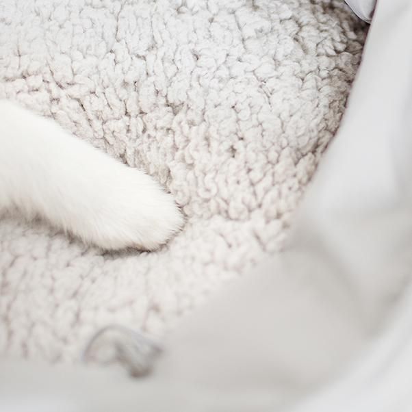 <img class='new_mark_img1' src='https://img.shop-pro.jp/img/new/icons1.gif' style='border:none;display:inline;margin:0px;padding:0px;width:auto;' />3way round carrycot OLLA