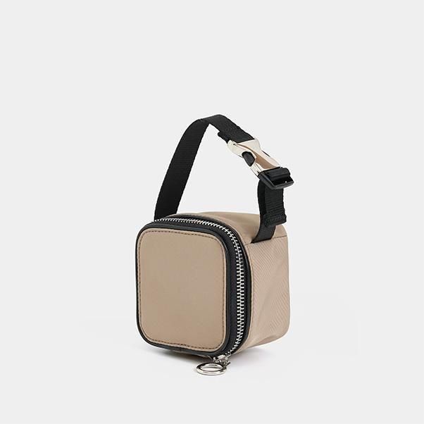FOOD POUCH