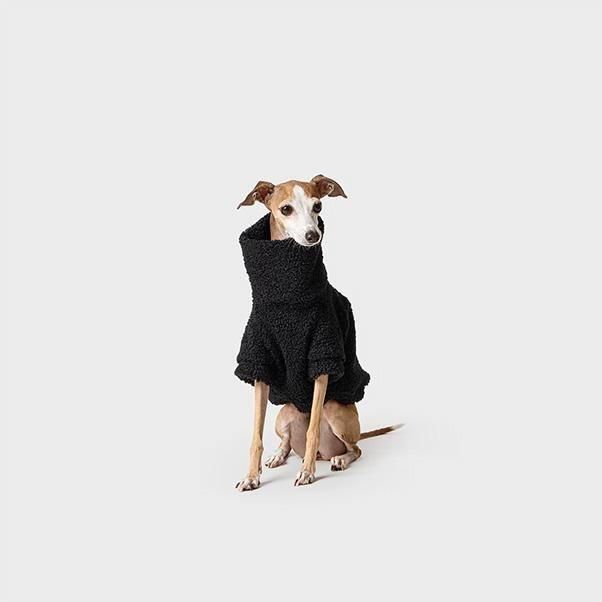 <img class='new_mark_img1' src='https://img.shop-pro.jp/img/new/icons1.gif' style='border:none;display:inline;margin:0px;padding:0px;width:auto;' />TEDDY PULLOVER-BLACK