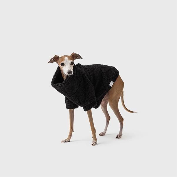 <img class='new_mark_img1' src='https://img.shop-pro.jp/img/new/icons1.gif' style='border:none;display:inline;margin:0px;padding:0px;width:auto;' />TEDDY PULLOVER-BLACK