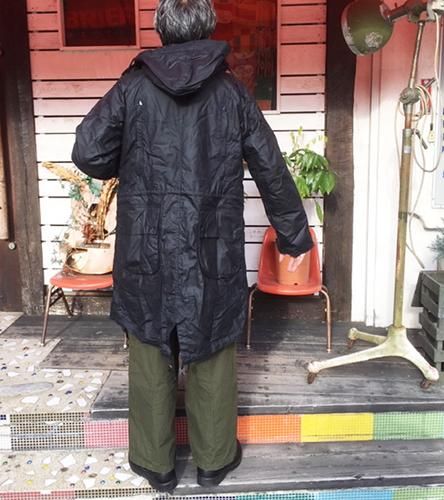 〈BAエンジニアドガーメンツ  バブアー　Highland Wax Parka コート