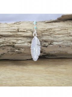 LOVE JESSE DESIGNS / SILVER FEATHER NECKLACE WITH TORQUOISE AND MOONSTONE BEDS