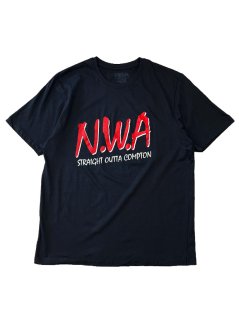 N.W.A / STRAIGHT OUTTA COMPTON