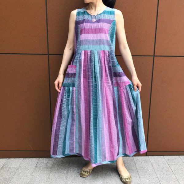 ANOKHI ノースリーブチェックワンピース - インドのファッション