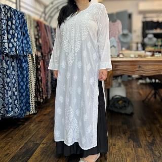 女性を魅了し続けるブロックプリントの人気ブランドANOKHI(アノーキ)