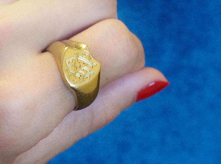 超希少 フランス アンティーク シグネットリング シュヴァリエ 18K