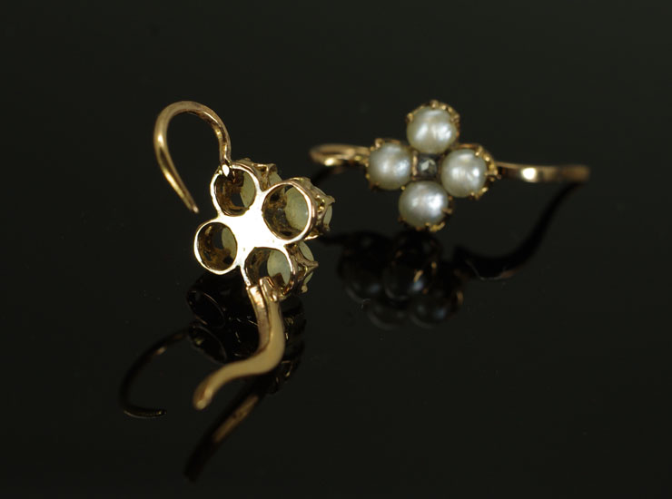 定番のお歳暮 アンティークパールダイヤピアス アクセサリー