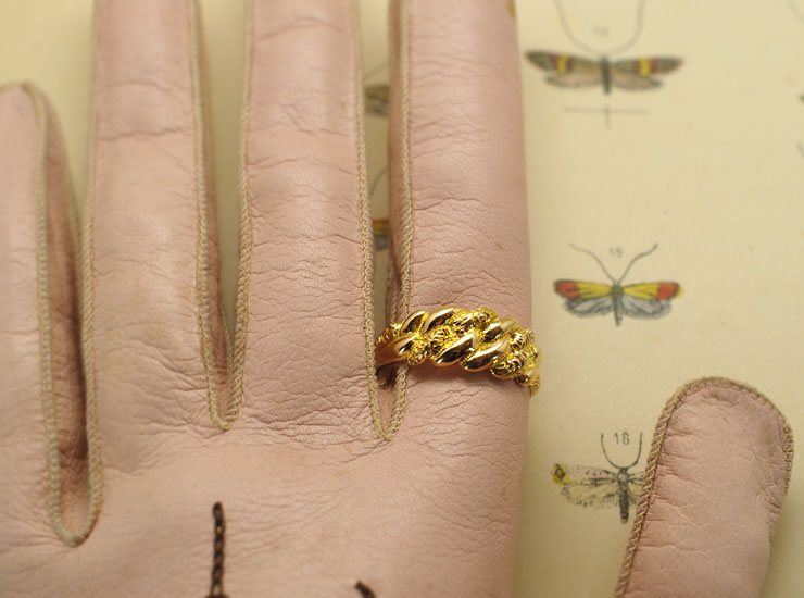 ヴィクトリアンK18キーパーリング